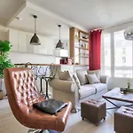 Luxurious Republique Pierre Leve Free Netflix